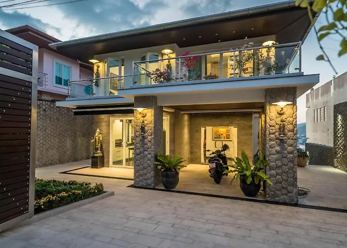 Chill Out Patong - Sea View Pool Villa